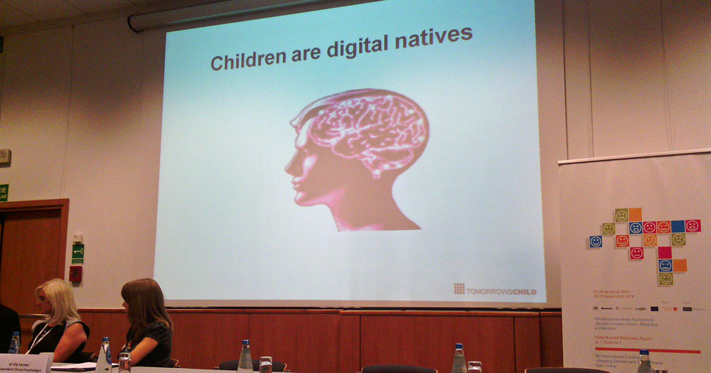 Folie des Vortrags "Active or passive? Children and media" von Jacqueline Harding, Tomorrow’s Child / Bild: Tanja Hebenstreit